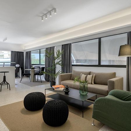 Momo Suites, Acropolis By Aura Homes Атина Стая снимка