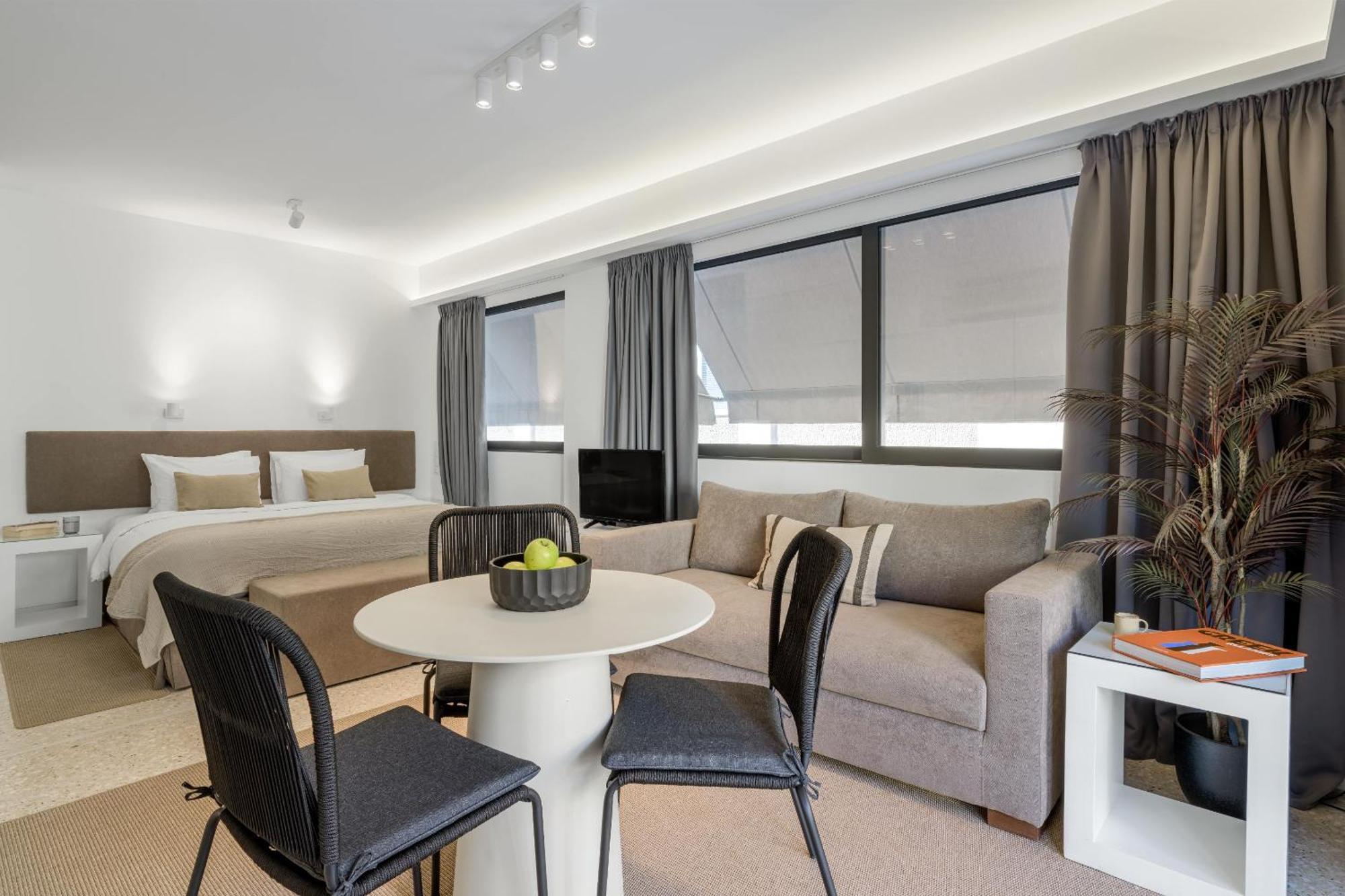 Momo Suites, Acropolis By Aura Homes Атина Стая снимка
