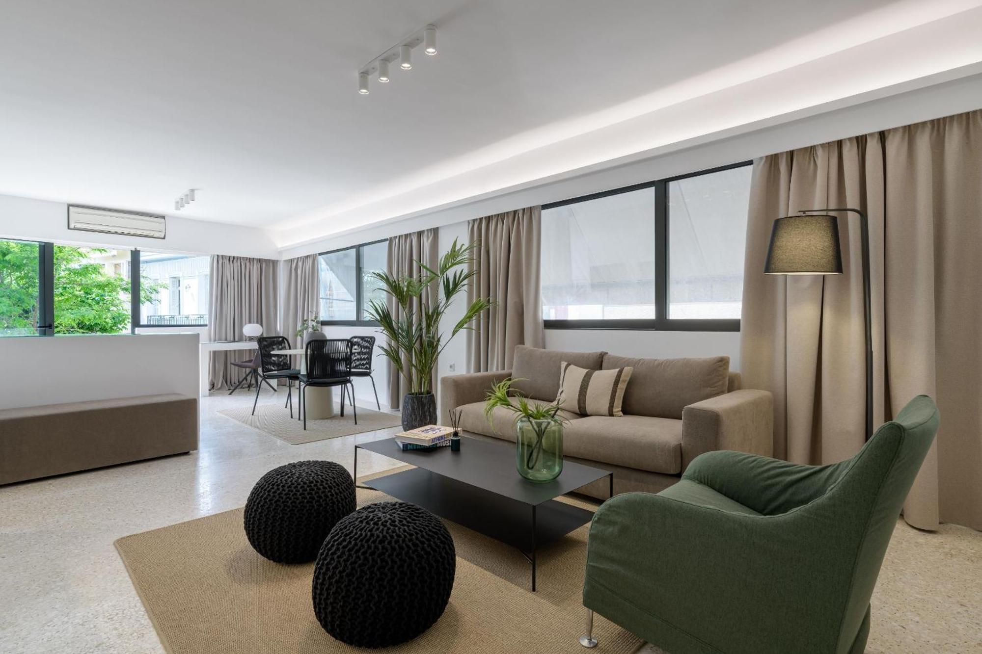 Momo Suites, Acropolis By Aura Homes Атина Стая снимка