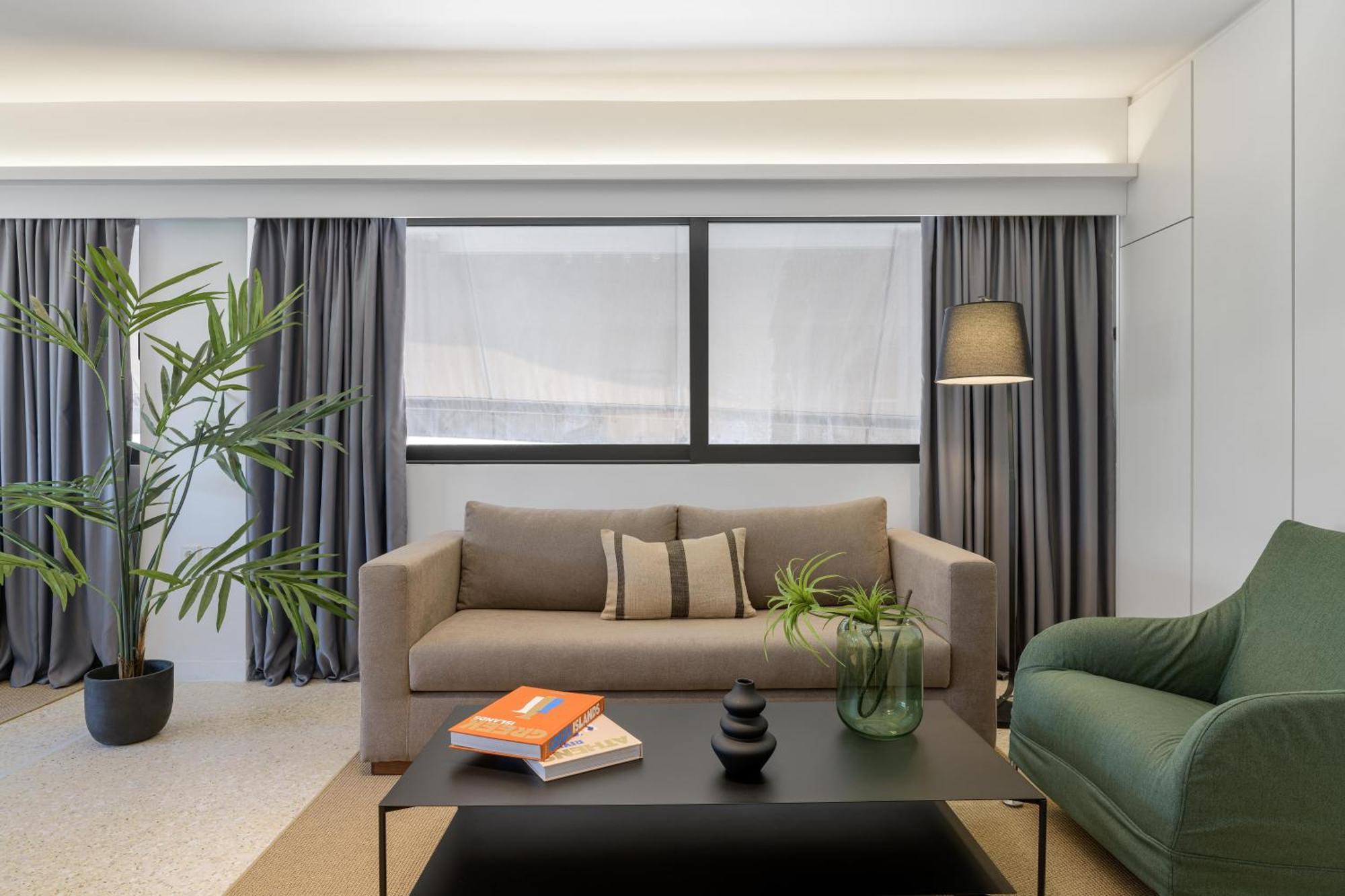Momo Suites, Acropolis By Aura Homes Атина Стая снимка