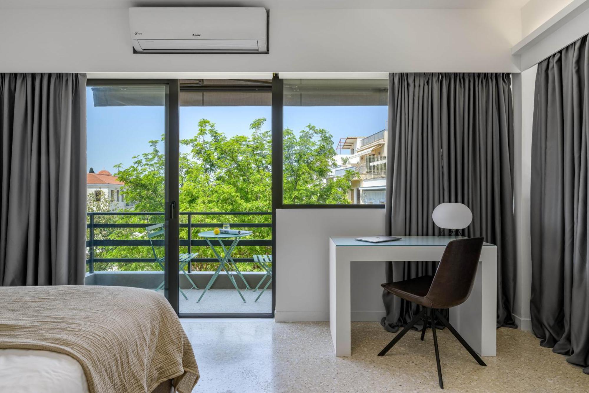 Momo Suites, Acropolis By Aura Homes Атина Стая снимка