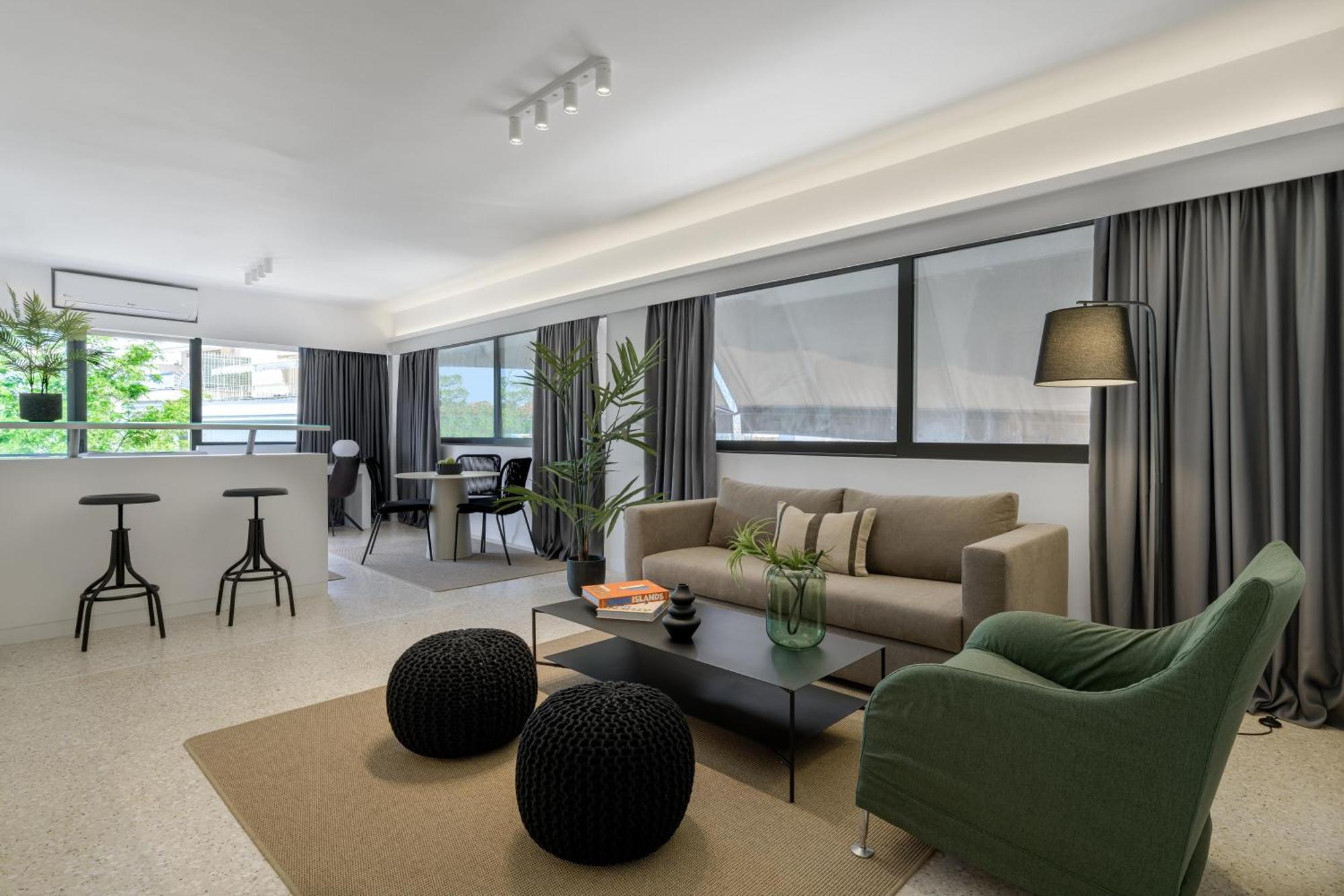 Momo Suites, Acropolis By Aura Homes Атина Стая снимка